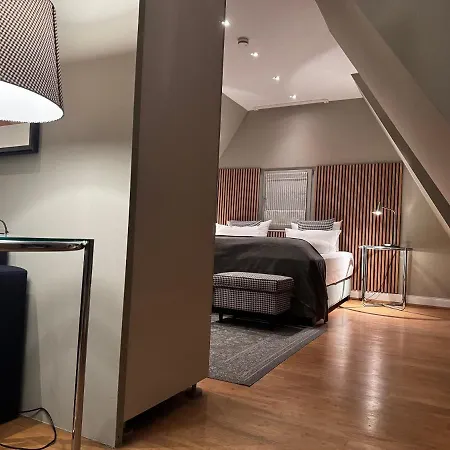 Zur Alten Brücke Hotel 3*