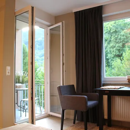 Hotel Zur Alten Brücke 3*